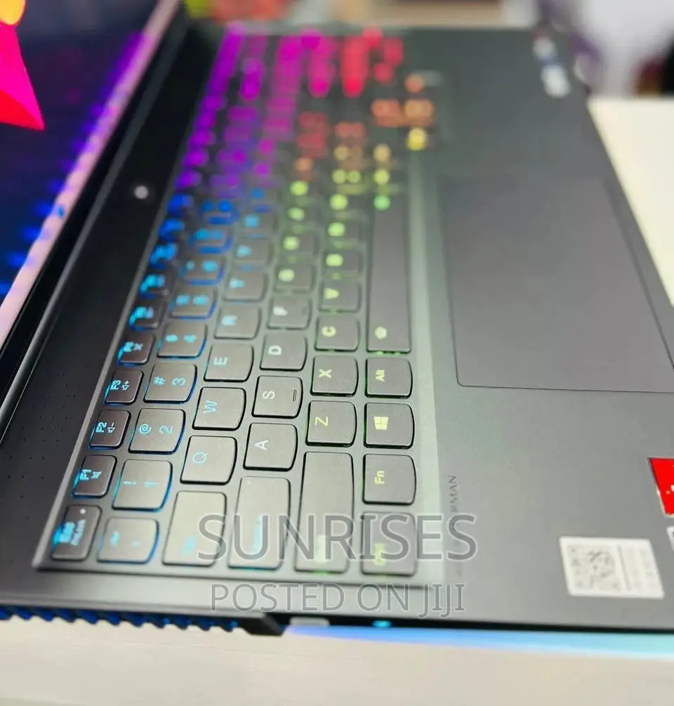 New Laptop Lenovo Legion 7 16GB AMD Ryzen 9 SSD 1T