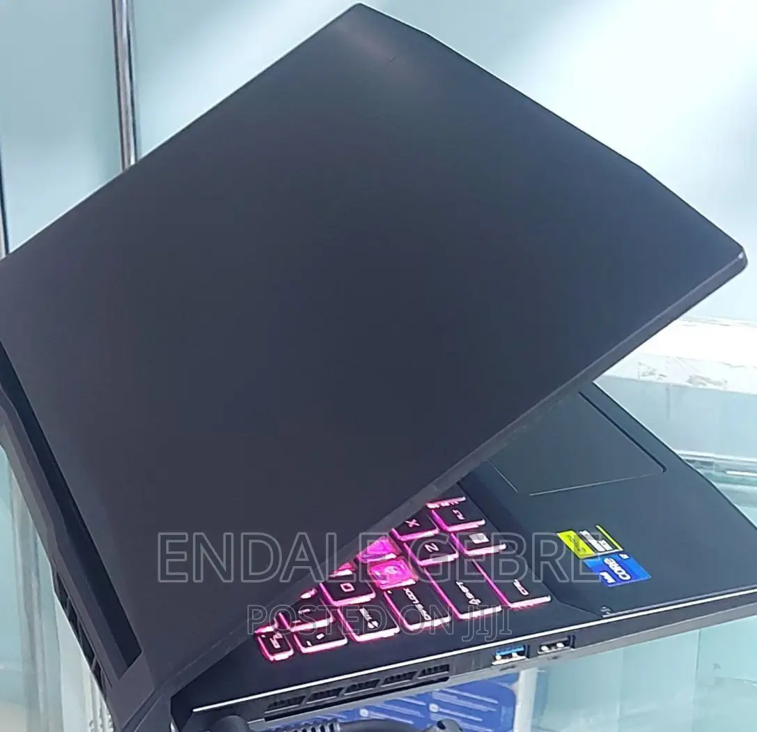 New Laptop MSI GP75 Leopard 16GB Intel Core I7 SSD 1T