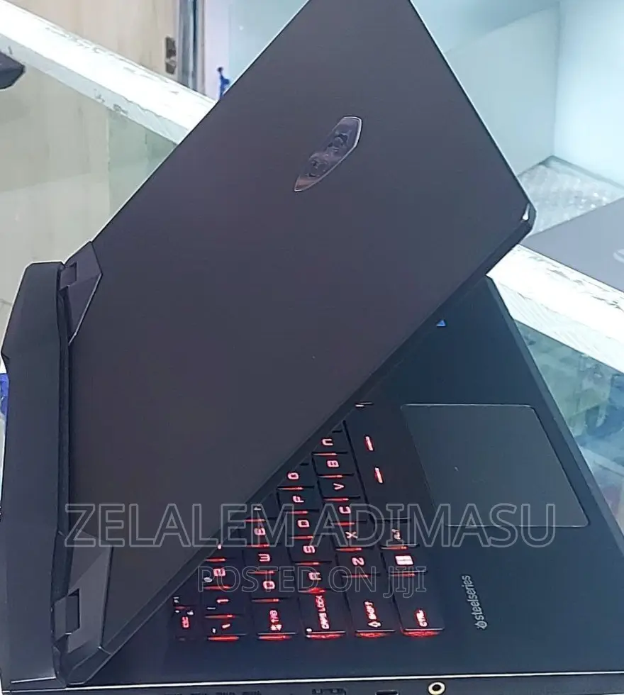 New Laptop MSI GF63 16GB Intel Core I7 SSD 1T