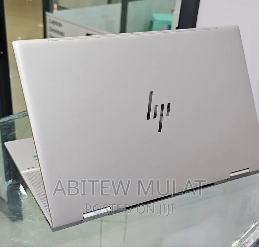 New Laptop HP Envy X360 8GB Intel Core I5 SSD 512GB