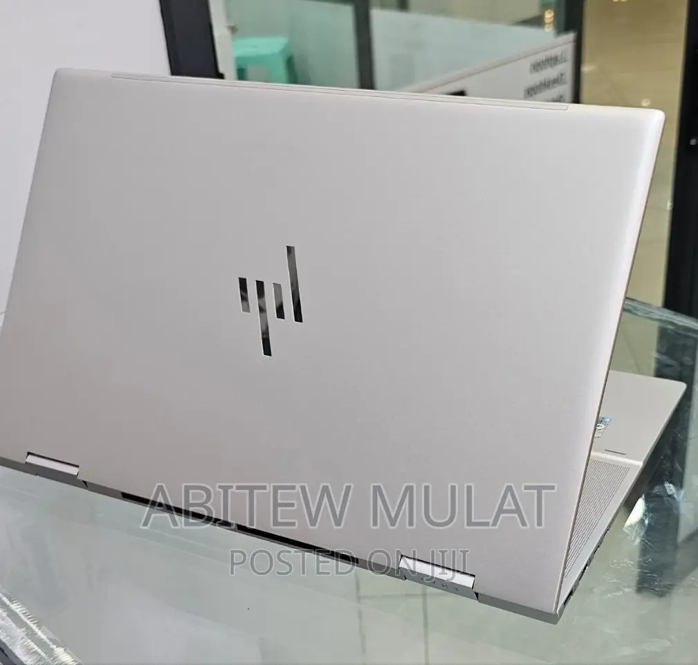 New Laptop HP Envy X360 8GB Intel Core I5 SSD 512GB