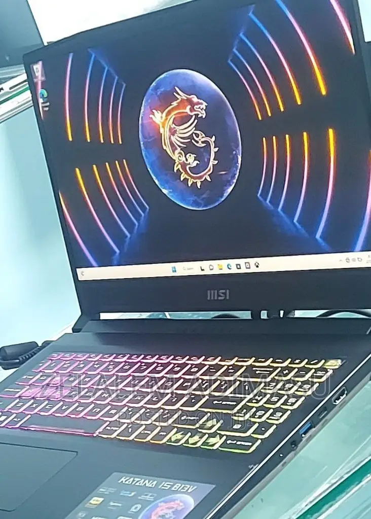 New Laptop MSI Pulse GL66 16GB Intel Core I7 SSD 1T