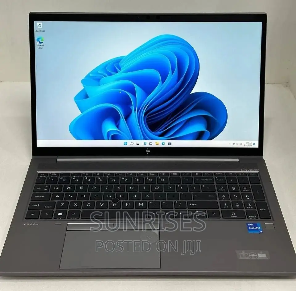 New Laptop HP ZBook Studio G4 16GB Intel Core I7 SSD 512GB
