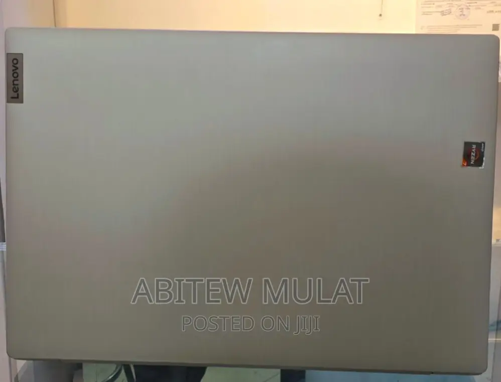 New Laptop Lenovo Ideapad 3 8GB Intel Core I3 SSD 512GB