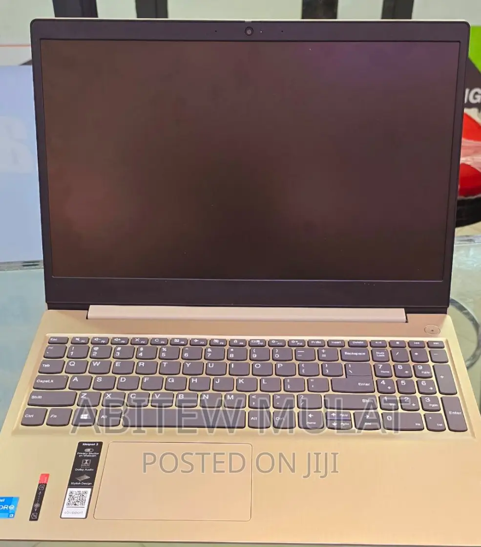 New Laptop Lenovo Ideapad 3 8GB Intel Core I3 SSD 512GB