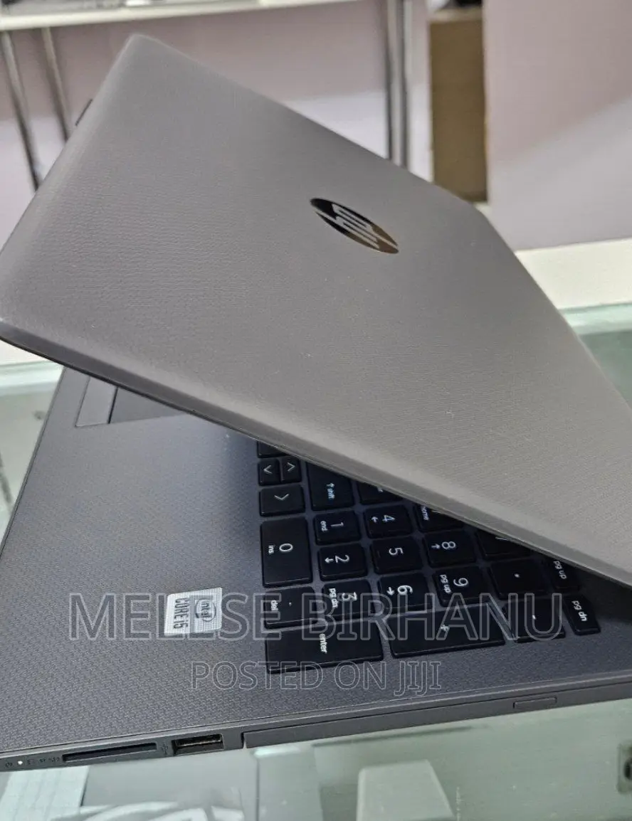 New Laptop HP Stream Notebook 8GB Intel Core I5 SSD 256GB