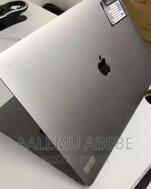 Photo - New Laptop Apple MacBook Pro 2017 16GB Intel Core I7 SSD 1T