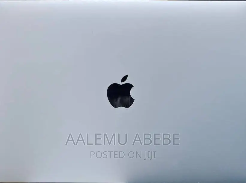 New Laptop Apple MacBook Pro 2017 16GB Intel Core I7 SSD 1T