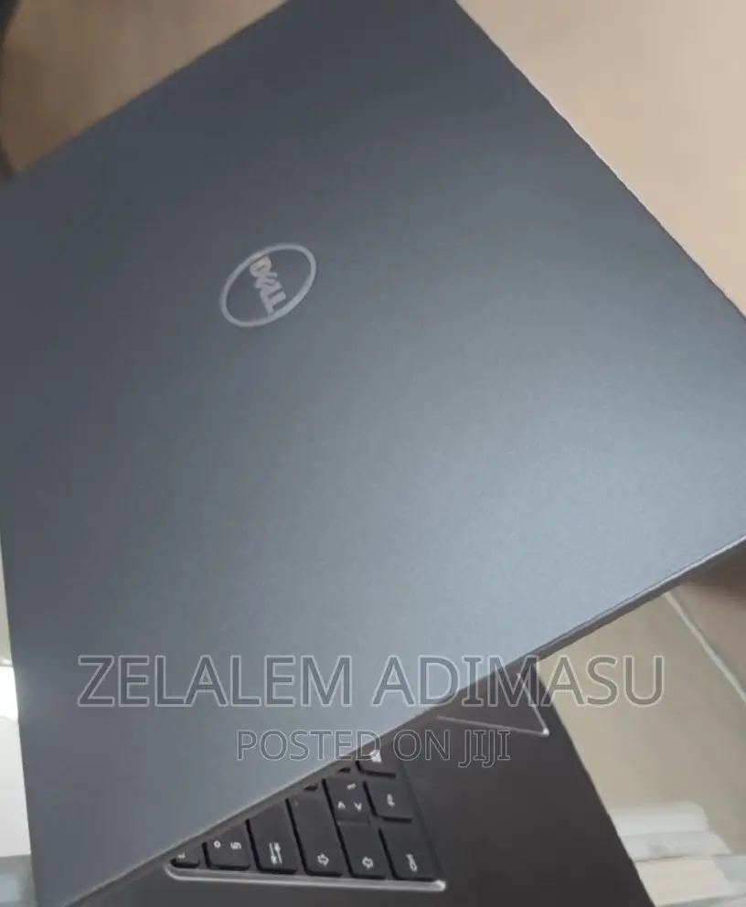 New Laptop Dell Inspiron 15 8GB Intel Core I5 SSD 256GB