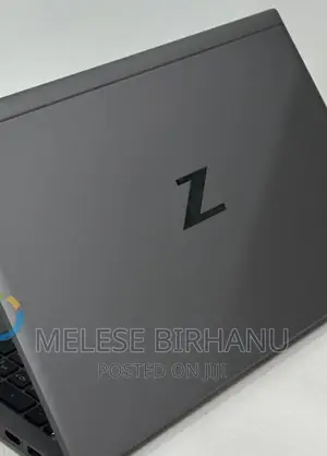 New Laptop HP ZBook Studio 16GB Intel Core I7 SSD 512GB