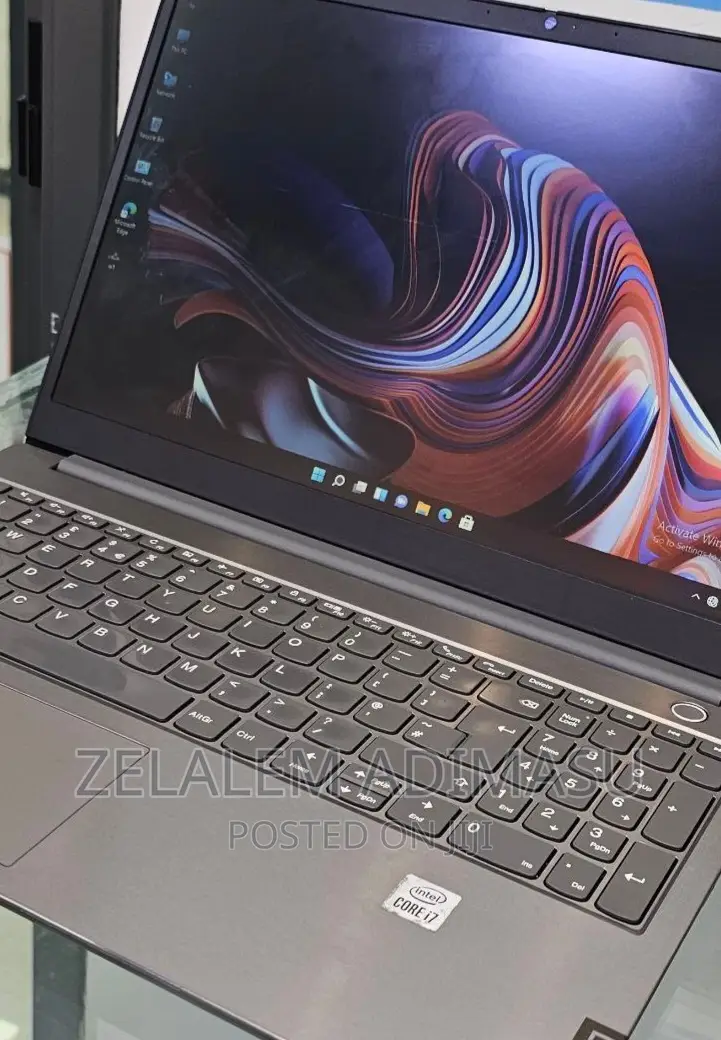 New Laptop Lenovo ThinkPad Yoga 8GB Intel Core I7 SSD 128GB