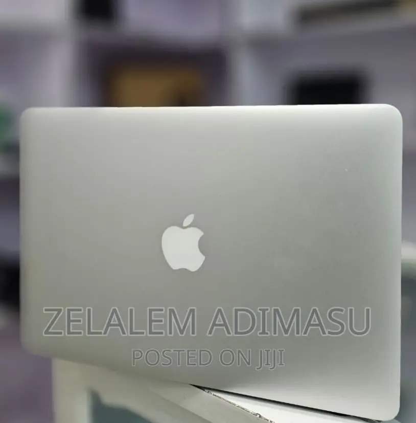 New Laptop Apple MacBook Air 2017 8GB Intel Core i5 SSD 128GB