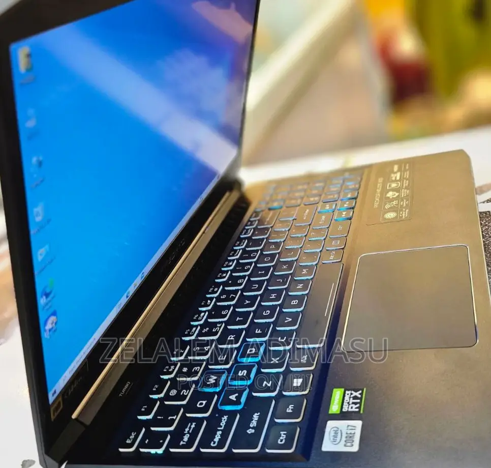 New Laptop Acer Predator Helios 300 16GB Intel Core I7 SSD 512GB