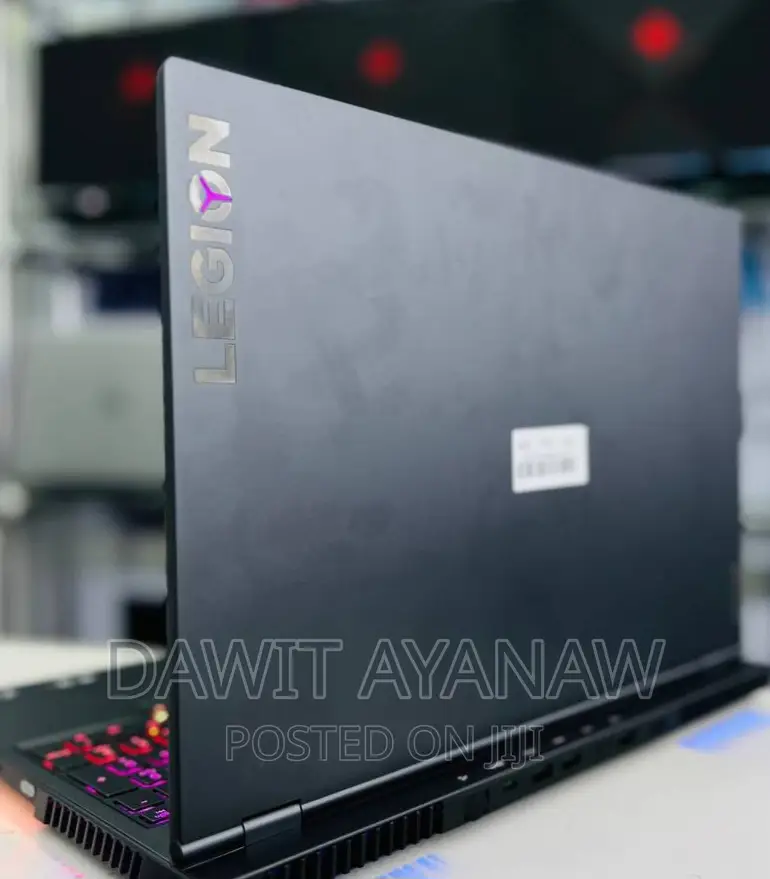 New Laptop Lenovo Legion 5 16GB AMD Ryzen 9 SSD 1T