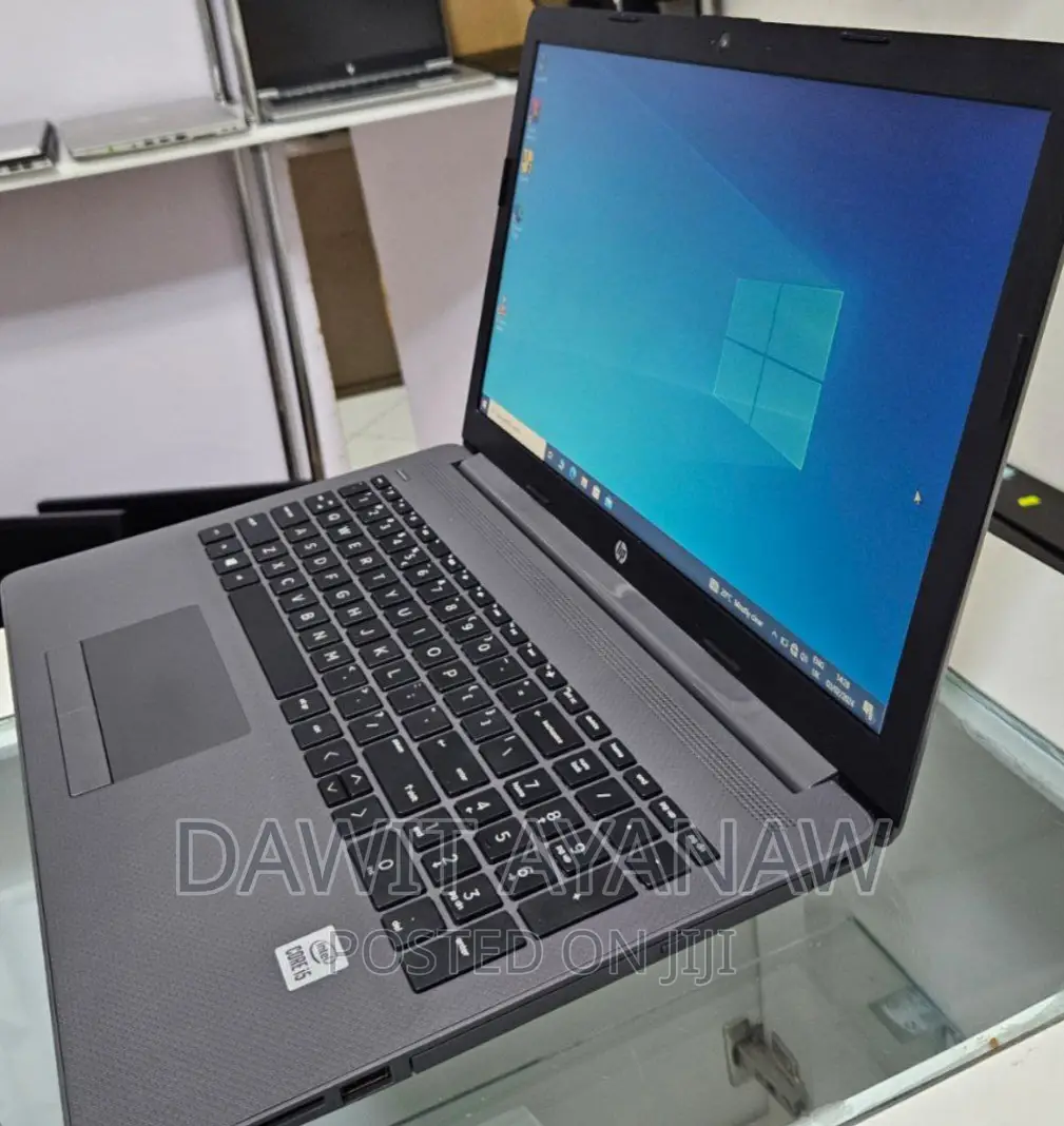 New Laptop HP Stream Notebook 8GB Intel Core I5 HDD 1T