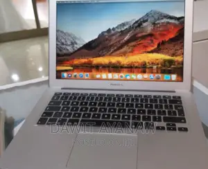 New Laptop Apple MacBook Air 2017 8GB Intel Core I5 SSD 128GB