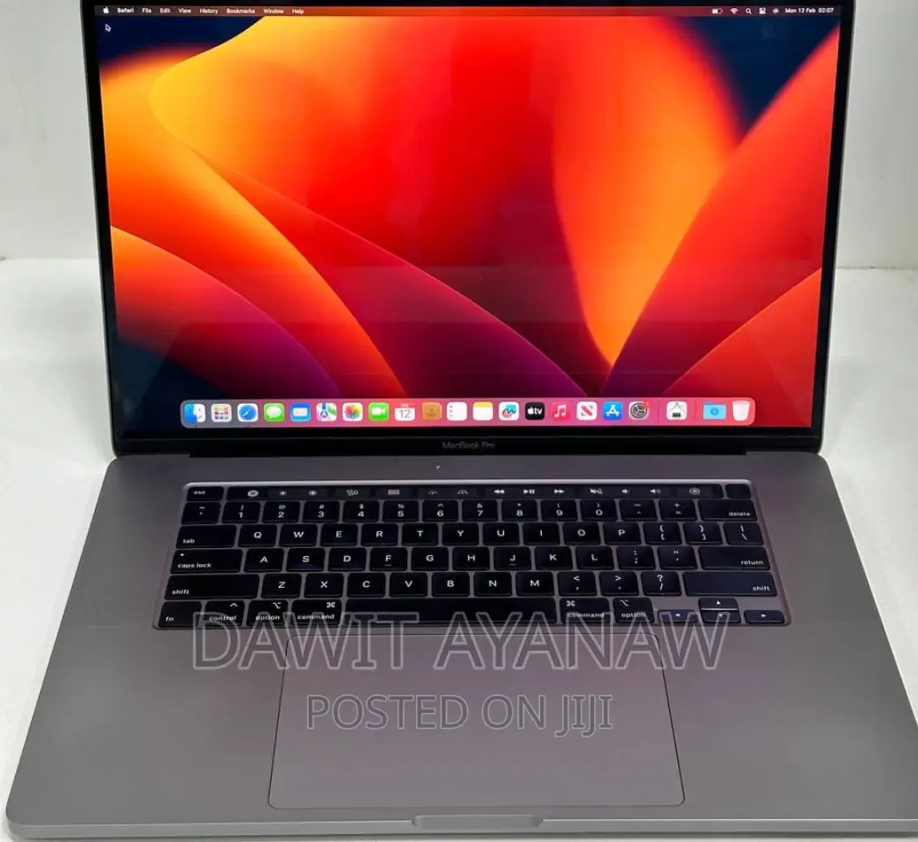 New Laptop Apple MacBook Pro 2019 16GB Intel Core i7 SSD 512GB