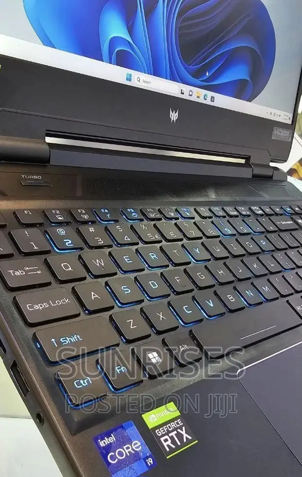 New Laptop Acer Predator Helios 300 16GB Intel Core I9 SSD 1T