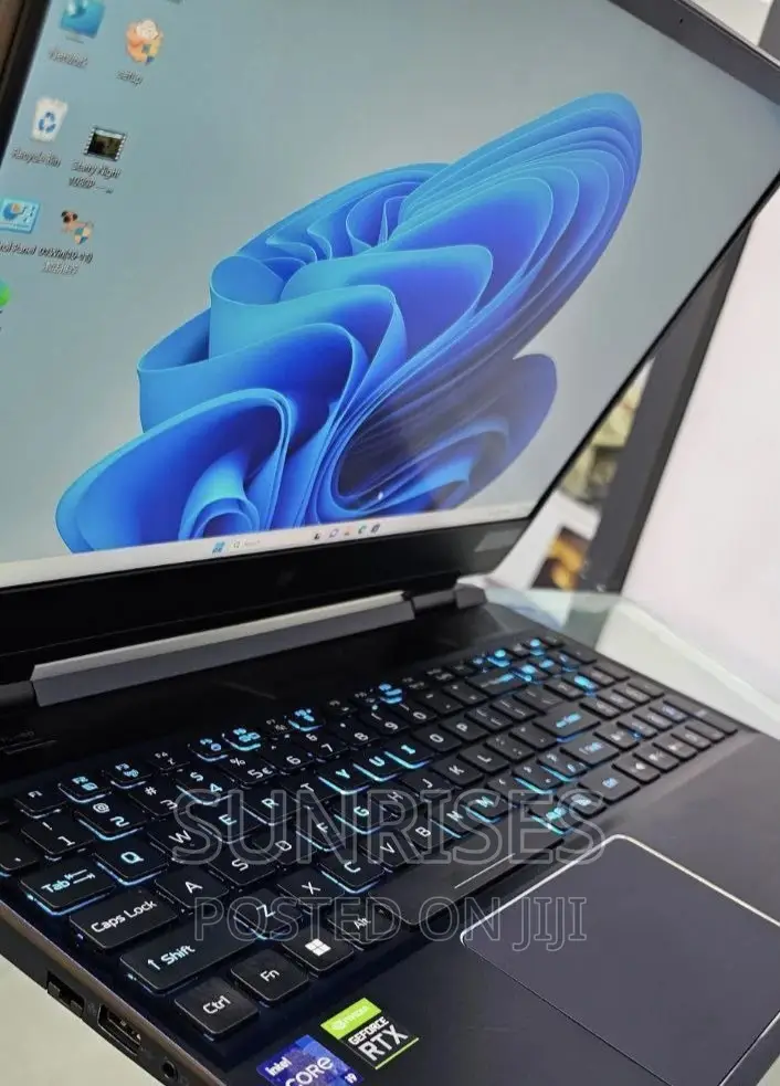 New Laptop Acer Predator Helios 300 16GB Intel Core I9 SSD 1T