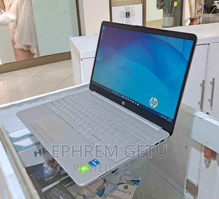 New Laptop HP Stream Notebook 8GB Intel Core I5 SSD 512GB