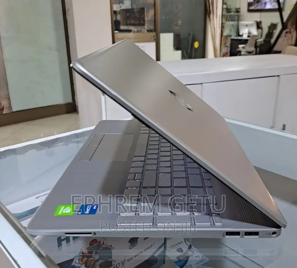 New Laptop HP Stream Notebook 8GB Intel Core I5 SSD 512GB