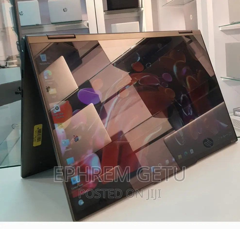 New Laptop Lenovo Yoga 710 12GB Intel Core I7 SSD 512GB