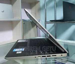 New Laptop HP Stream Notebook 8GB Intel Core I5 SSD 256GB