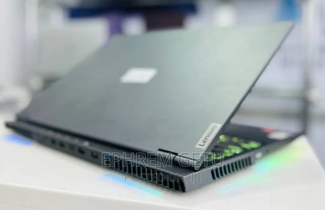 New Laptop Lenovo Legion 5 16GB AMD Ryzen 9 SSD 1T