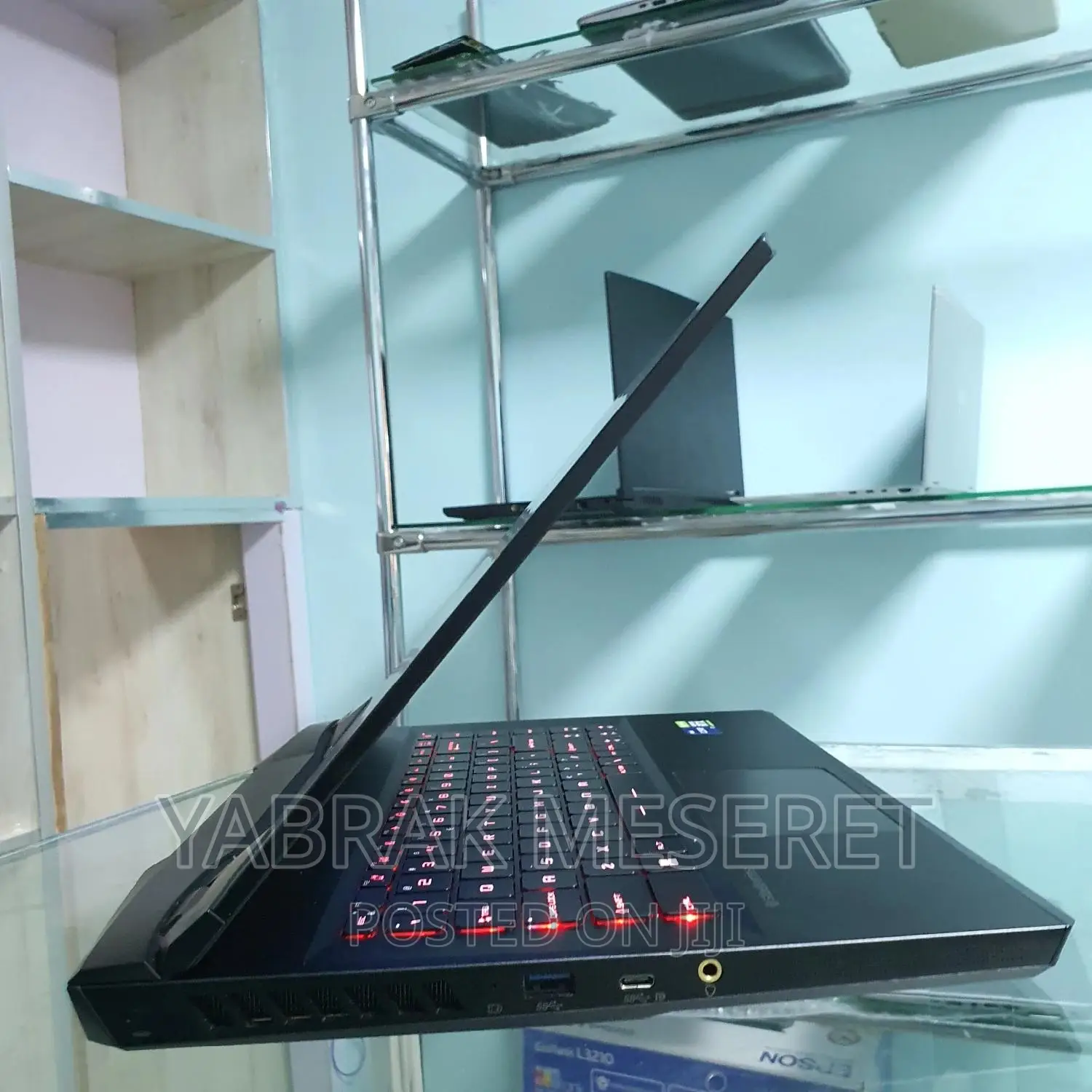 New Laptop MSI GP66 LEOPARD 10UG 16GB Intel Core i7 SSD 1T