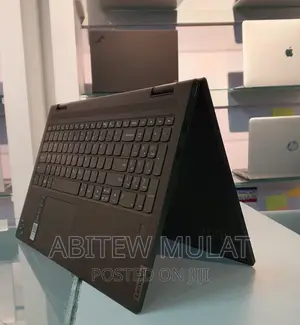 Photo - New Laptop Lenovo Yoga 700 12GB Intel Core I7 SSD 512GB