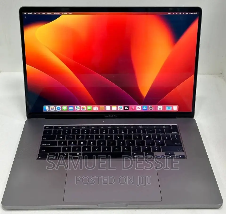 New Laptop Apple MacBook Pro 2019 16GB Intel Core I7 SSD 512GB