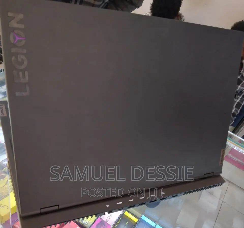New Laptop Lenovo Legion 7 32GB AMD Ryzen 9 SSD 1T