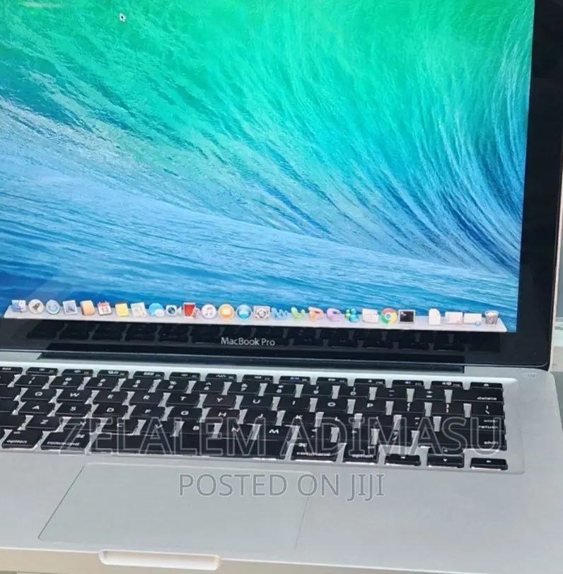 New Laptop Apple MacBook 2012 4GB Intel Core i5 HDD 500GB