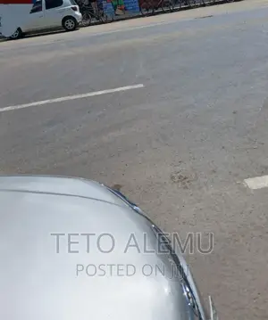 Photo - የሚሸጥ ቦታ መገናኛ ዋና አስፓልት ላይ ሱቆች