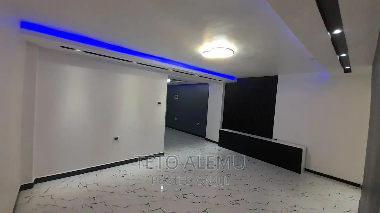 6bdrm House in የሚሸጥ ቤት ፌጋ, Bole for sale