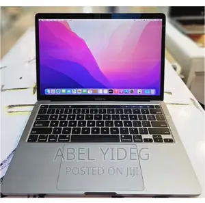 New Laptop Apple MacBook Pro 2020 8GB Intel Core I7 SSD 256GB