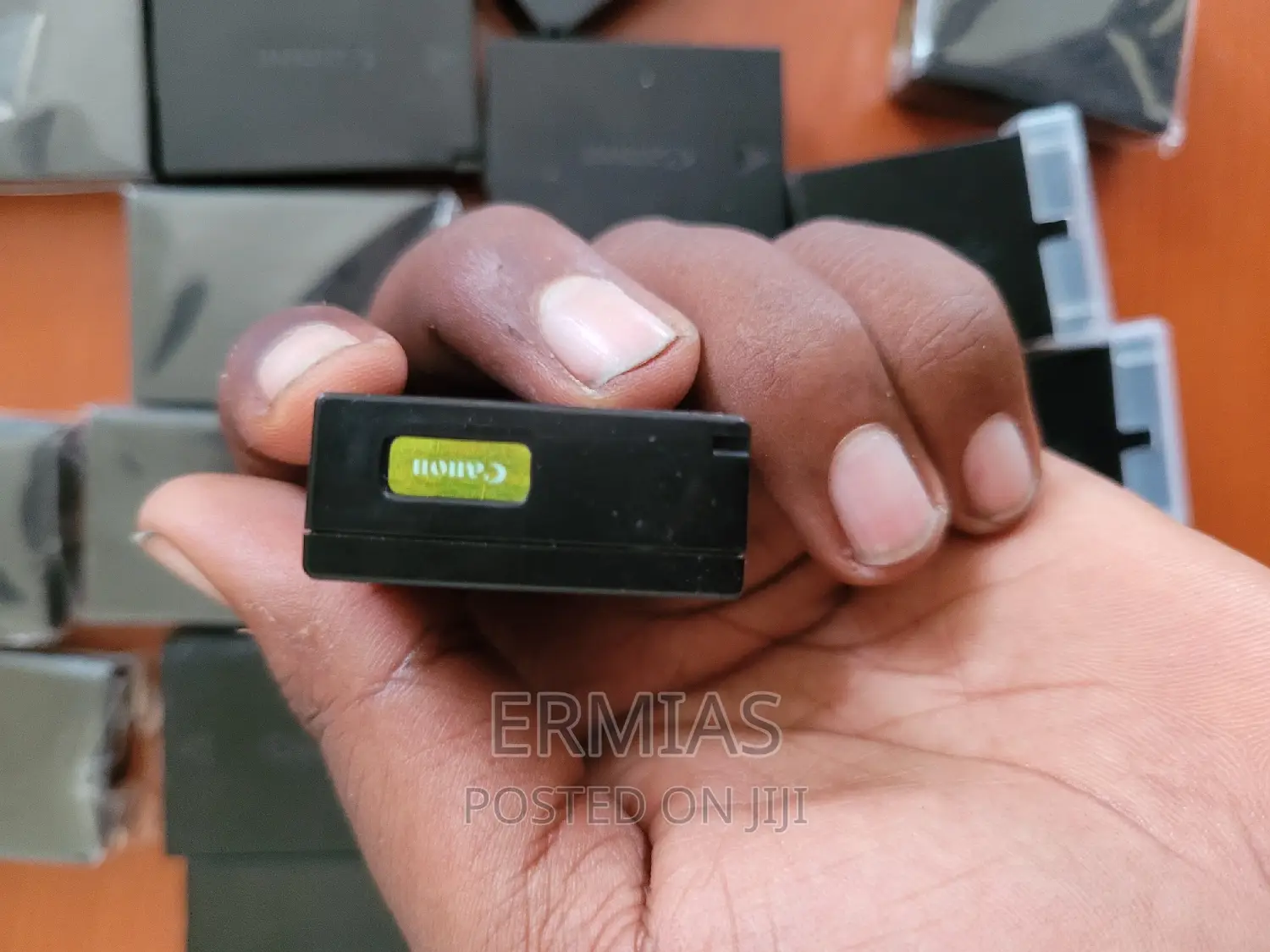 Canon Battery Lp-E17, Lp-E12 , Lp-E10, Lp-E8