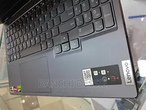 New Laptop Lenovo 16GB AMD Ryzen 7 SSD 512GB