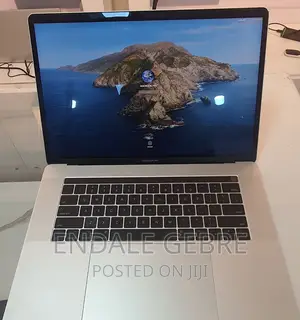 New Laptop Apple MacBook Pro 2018 16GB Intel Core I7 SSD 512GB