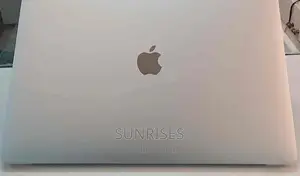 Photo - New Laptop Apple MacBook Pro 2018 8GB Intel Core I7 SSD 512GB