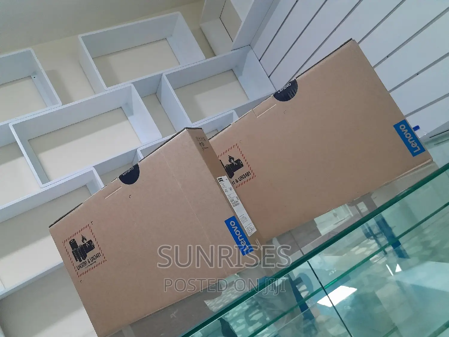 New Laptop Lenovo Legion 5 16GB AMD Ryzen 7 SSD 512GB