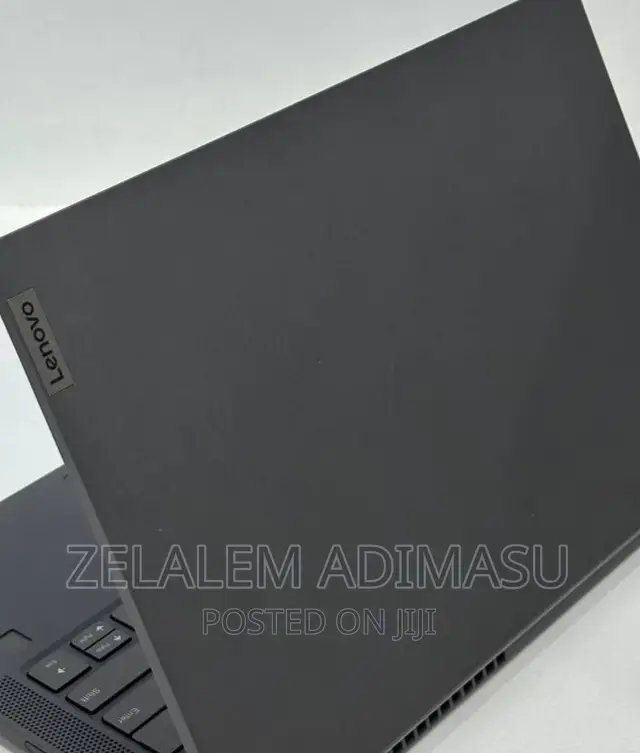 New Laptop Lenovo Ideapad 3 8GB AMD Ryzen 5 SSD 512GB