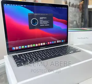 New Laptop Apple MacBook Pro 32GB Intel Core I7 SSD 1T