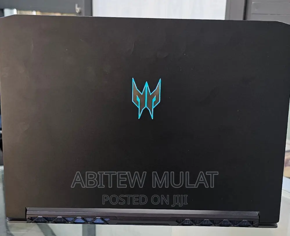 New Laptop Acer Predator Triton 500 SE 16GB Intel Core I7 SSD 1T