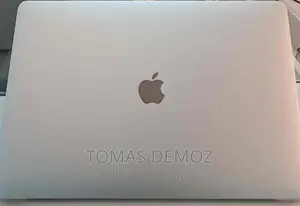 Photo - New Laptop Apple MacBook Pro 2018 16GB Intel Core I7 SSD 512GB