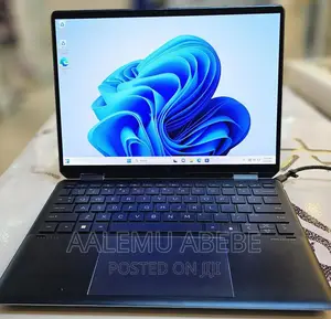 Photo - New Laptop HP Spectra 13 16GB Intel Core I7 SSD 1T