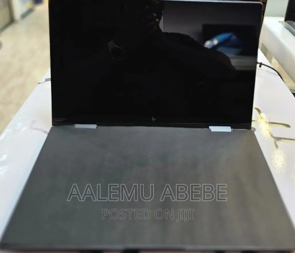 New Laptop HP Envy X360 8GB AMD Ryzen 5 SSD 512GB