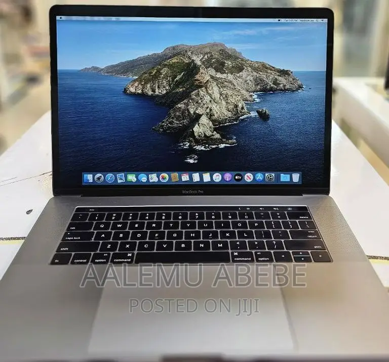 New Laptop Apple MacBook Pro 2017 16GB Intel Core I7 SSD 1T