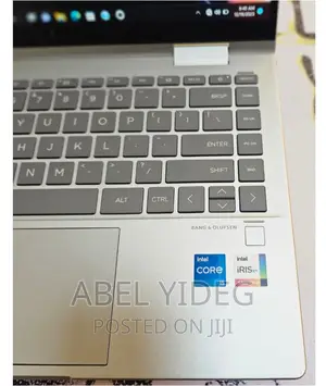 New Laptop HP Envy X360 8GB Intel Core I5 SSD 512GB