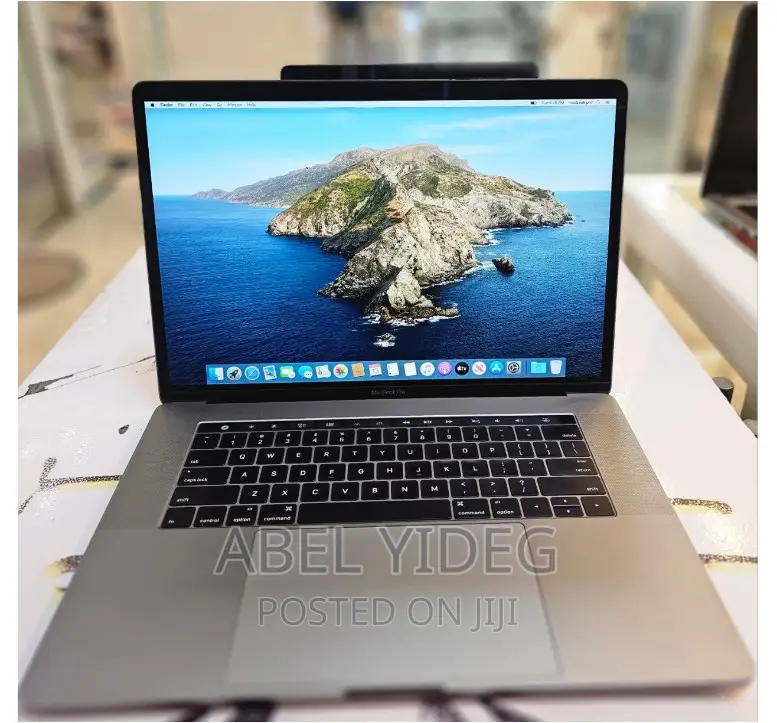 New Laptop Apple MacBook Pro 2016 16GB Intel Core I7 SSD 1T